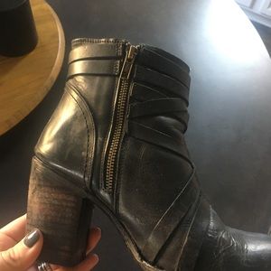 Freebird Gem bootie boot